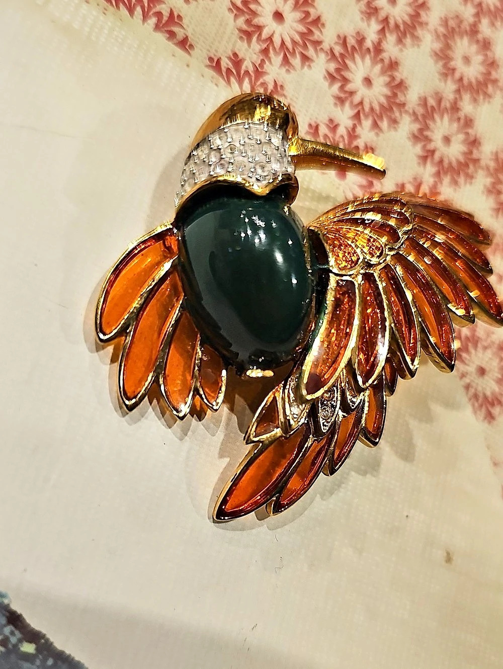 Vintage Joan Rivers 3D Hummingbird Painted Enameled Belly
